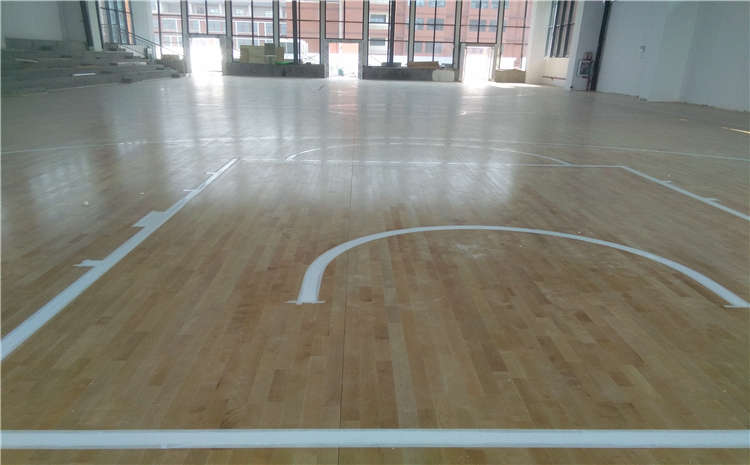 五角枫木地板篮球场厂家去哪找？