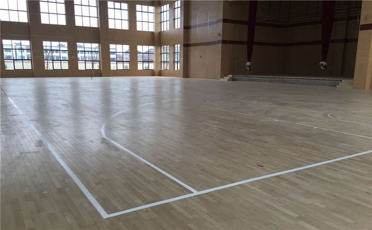 重庆硬木企口木地板篮球场厂家报价表