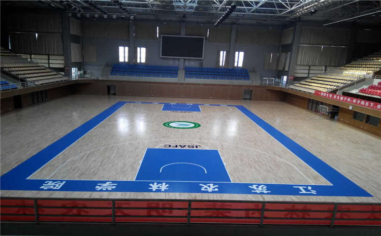 学校篮球场实木地板哪个品牌好？