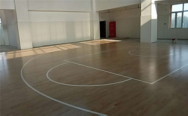 上海松木排球馆木地板报价