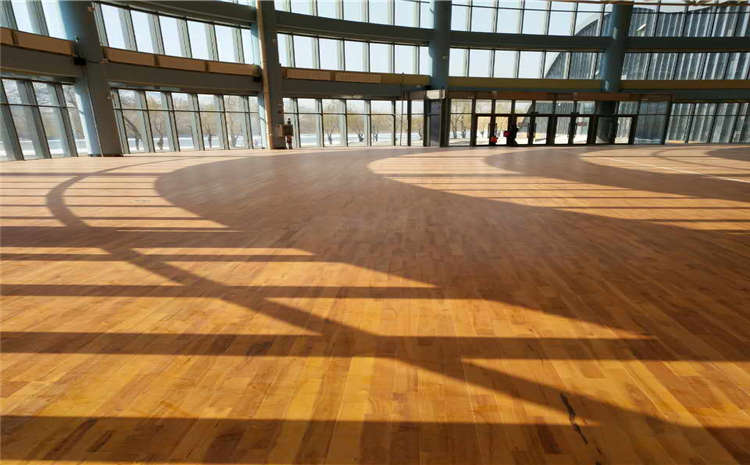 湖南体育馆运动木地板工程施工